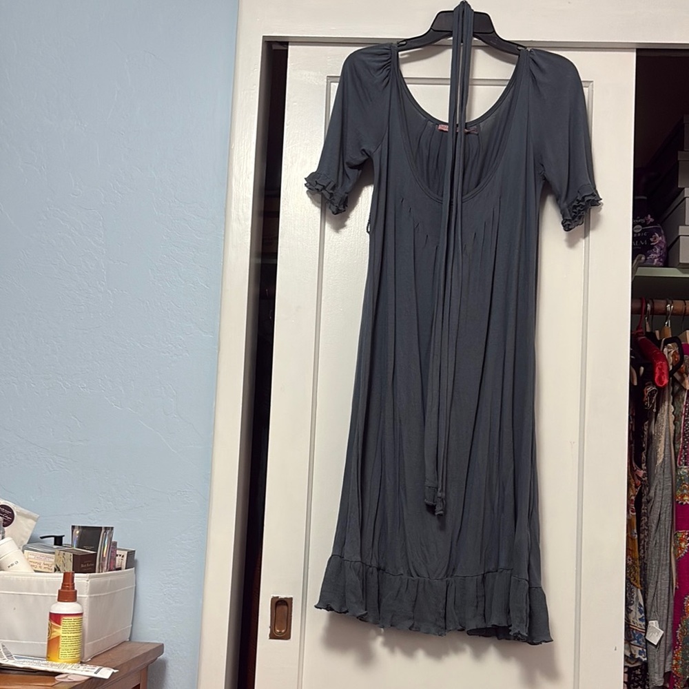 Elegant Gray Women's dress